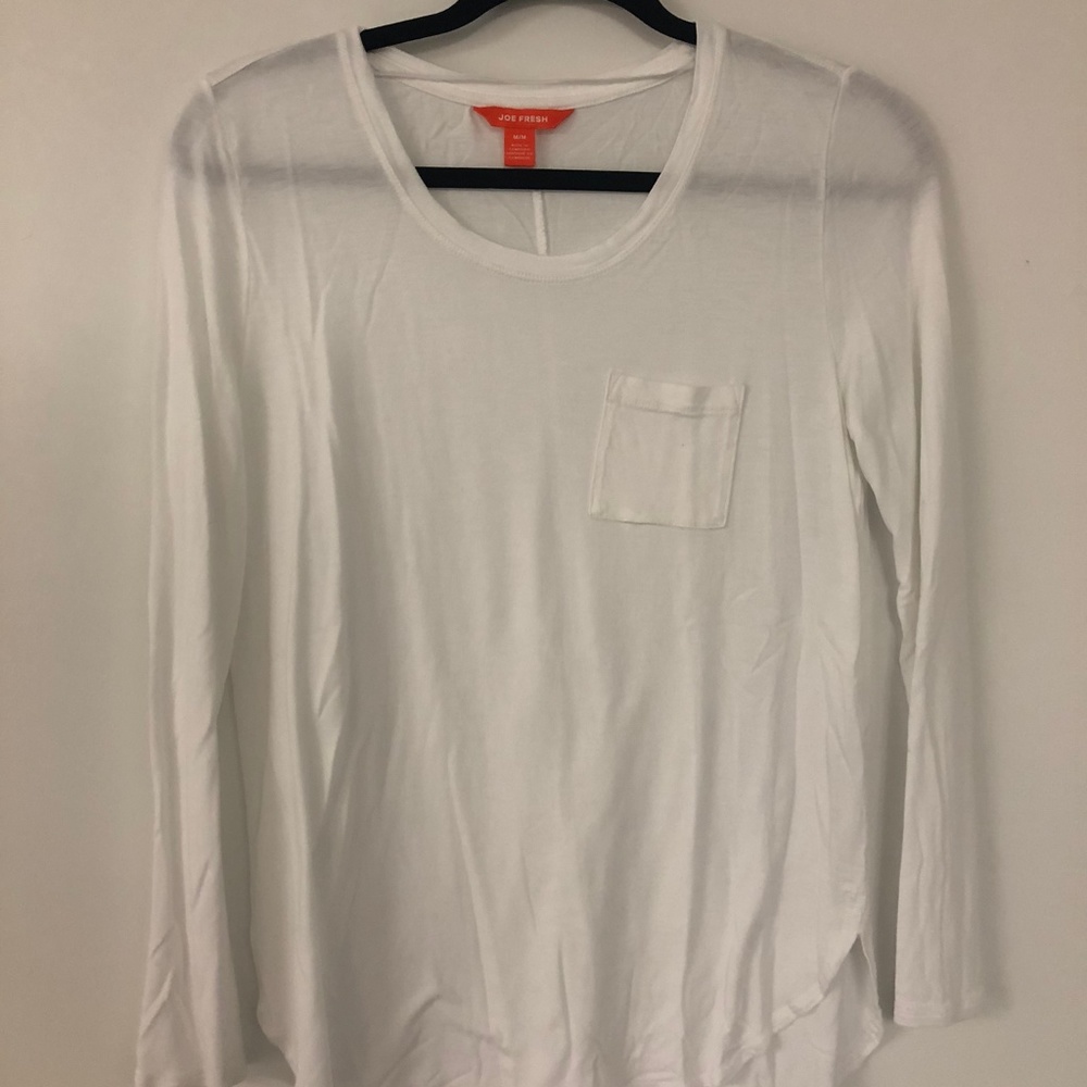 White Long-Sleeve T-shirt w/ Pocket